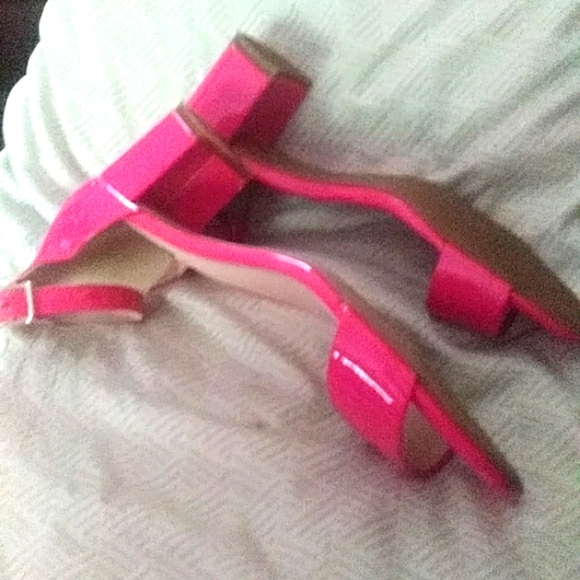 Heels - Picture 10 of 10